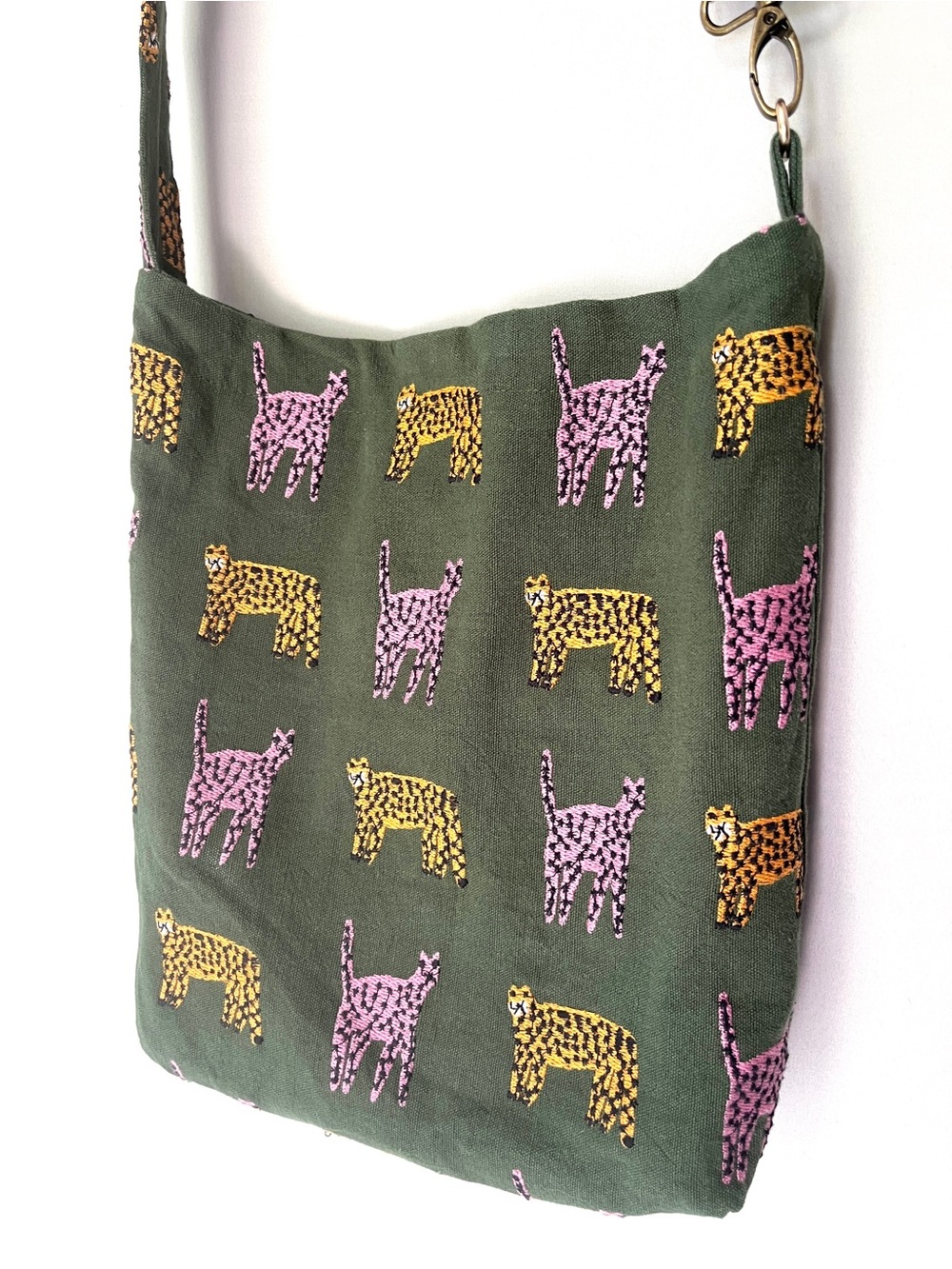 Green Canvas Embroidered Leopard Crossbody Tote Bag Adjustable Strap - Picture 2 of 7